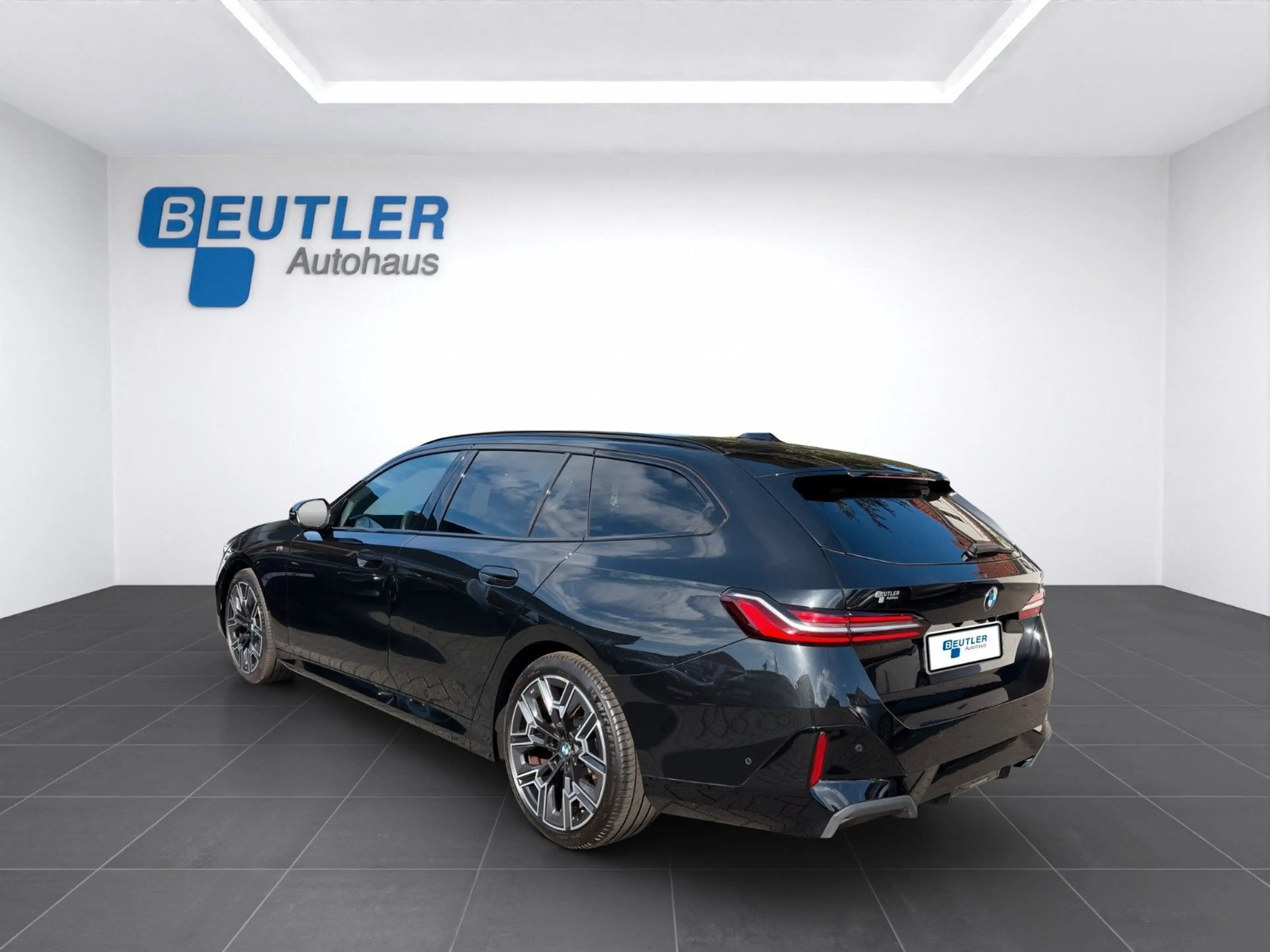 BMW 520 Touring 520i M Sport 20" HUD 360°-Kam ACC mit... — photo 3