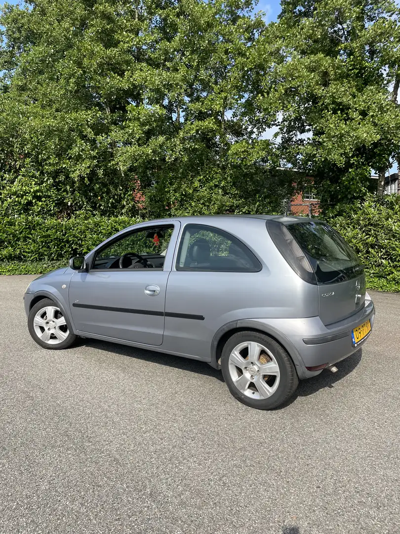 Opel Corsa 1.2-16V Full Rhythm Gri - 2