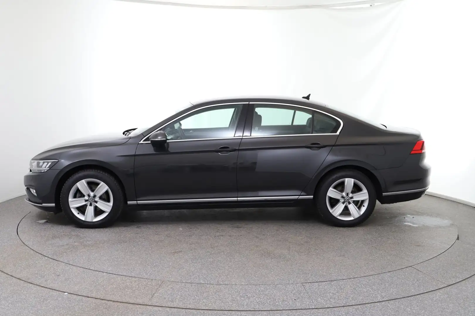 Volkswagen Passat Elegance TDI SCR 4MOTION DSG Grau - 2