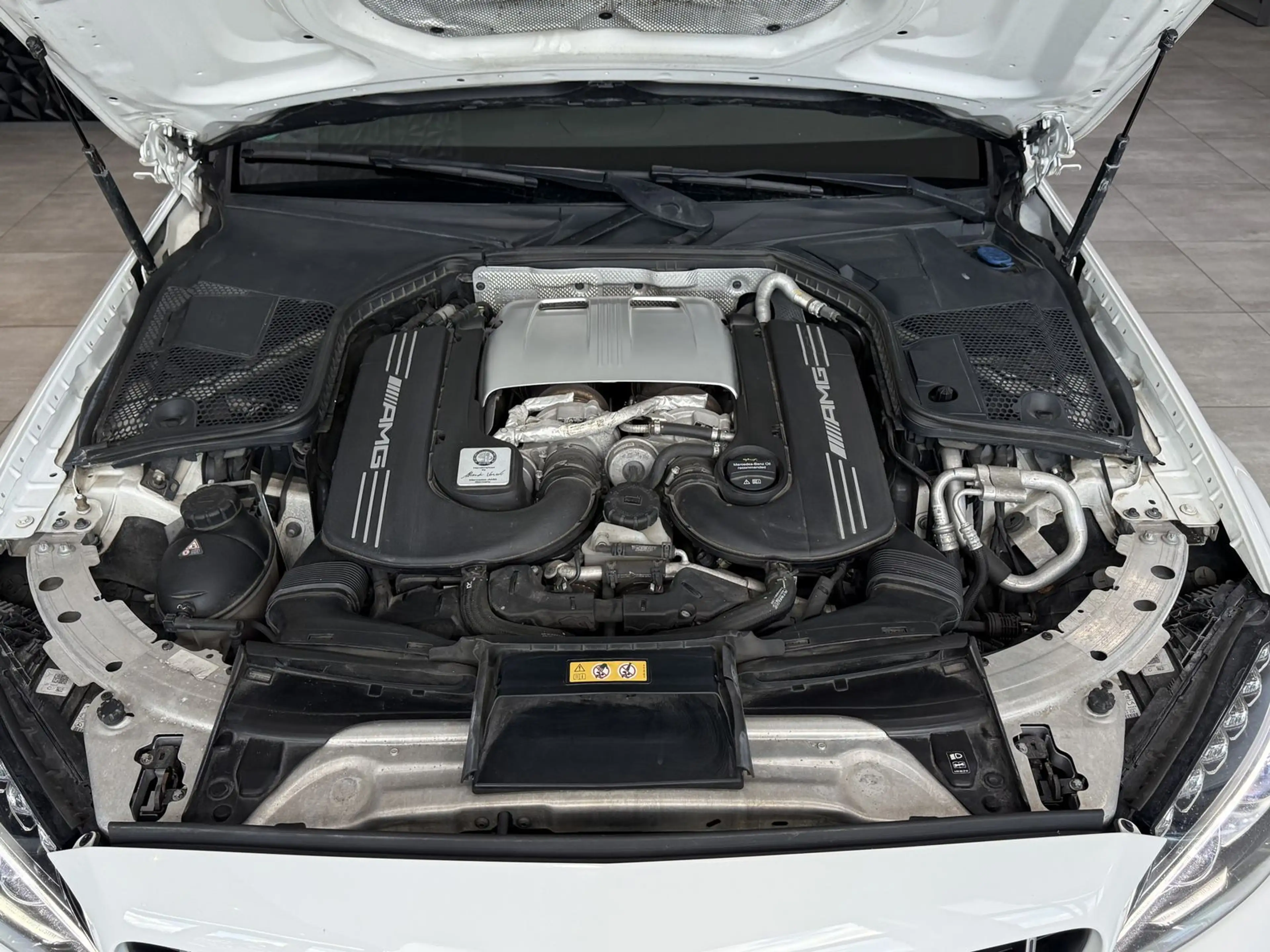 Mercedes-Benz C 63 AMG *SPORTSITZE+PANO+AMBIENTE — photo 3