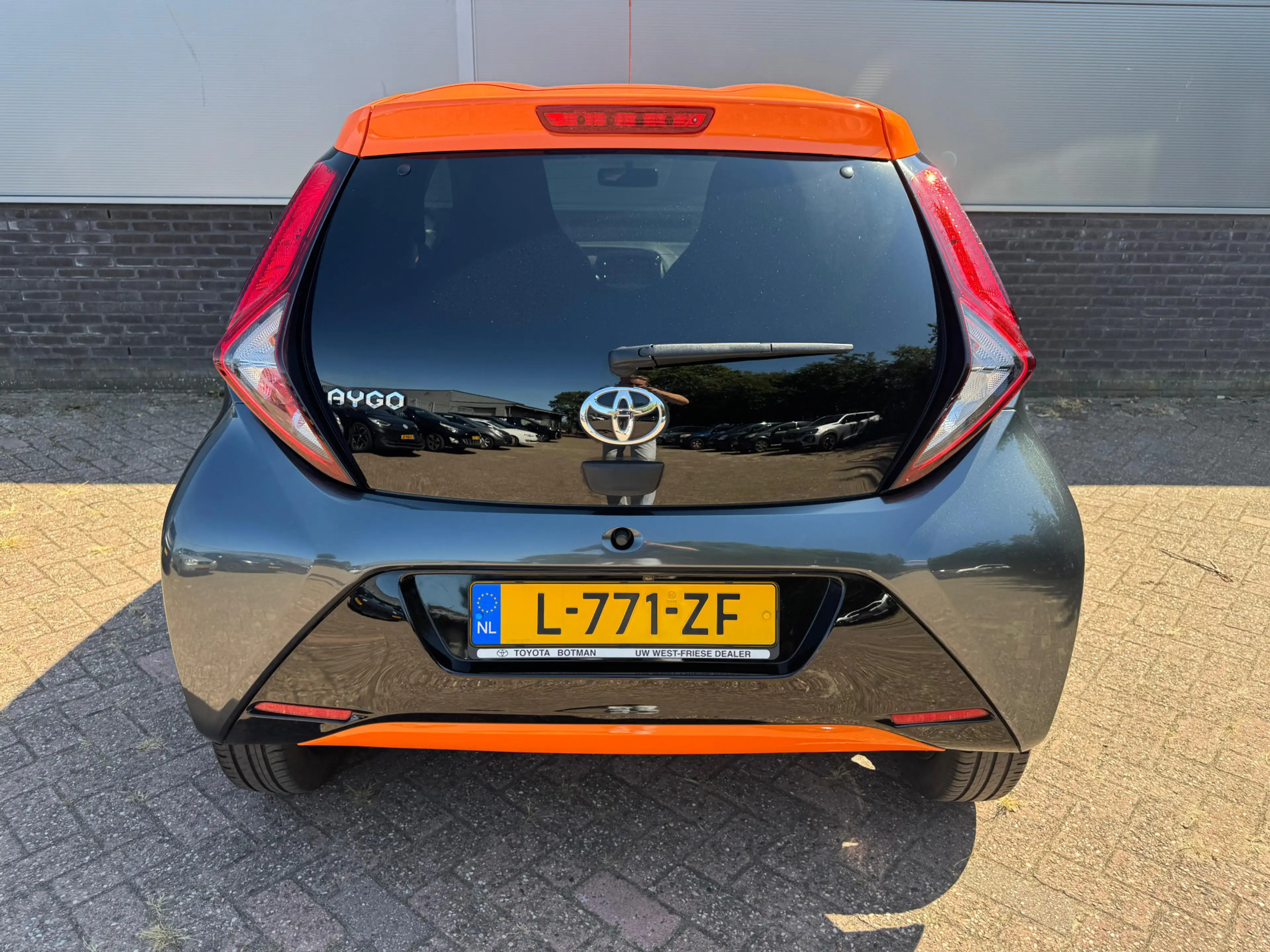 Toyota Aygo 1.0 VVT-i TeamNL — photo 13