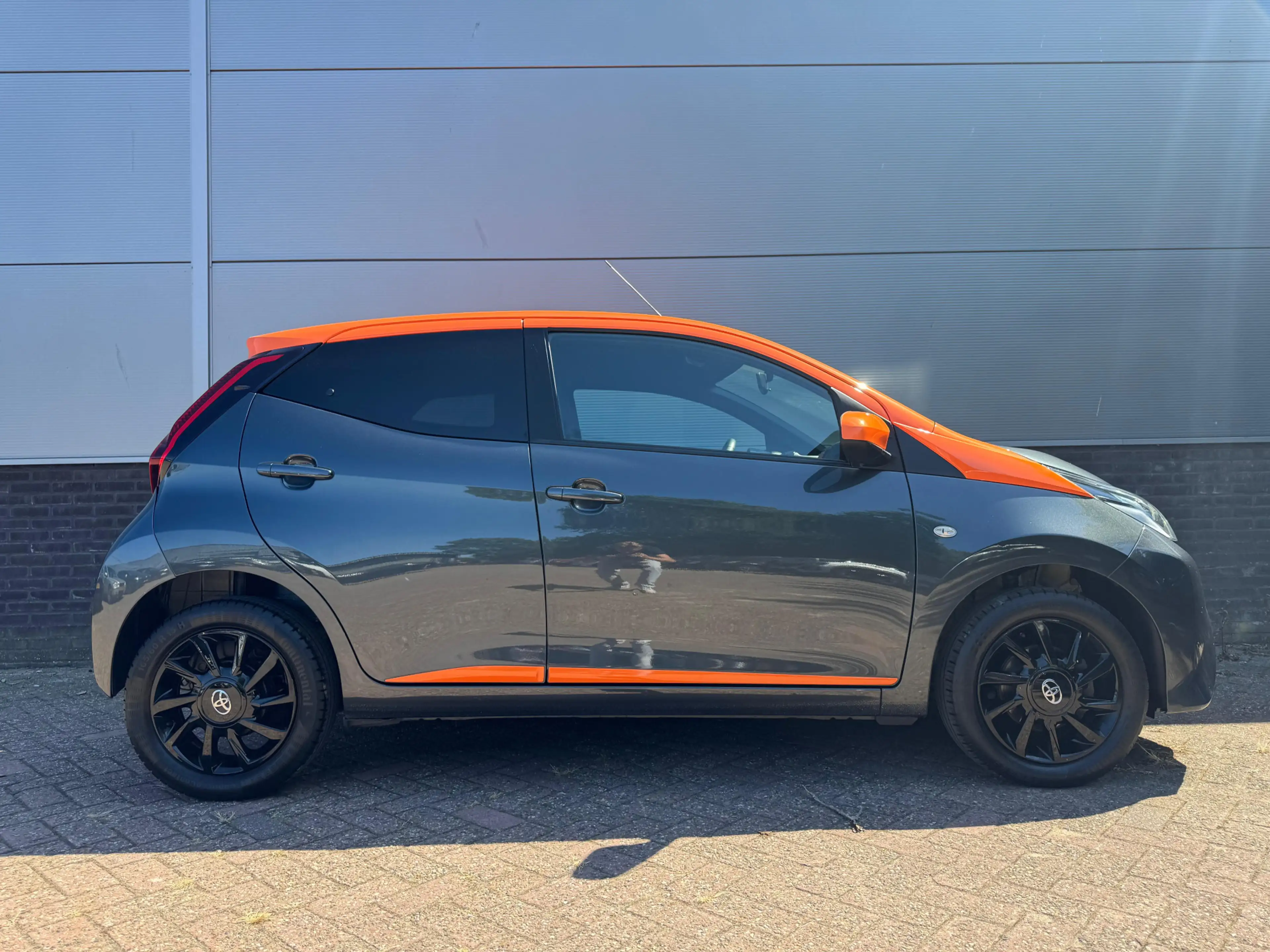 Toyota Aygo 1.0 VVT-i TeamNL — photo 5