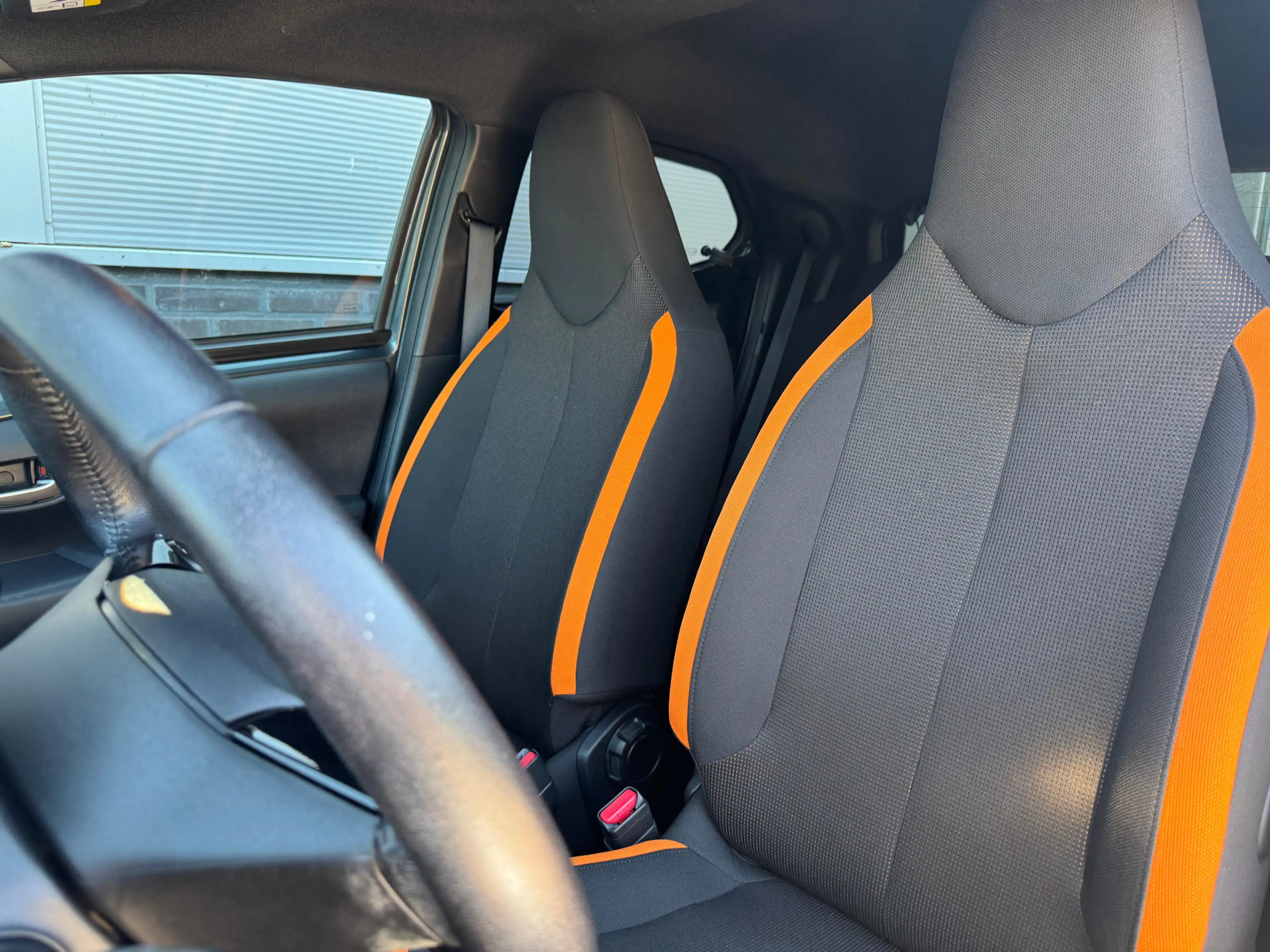 Toyota Aygo 1.0 VVT-i TeamNL — photo 9