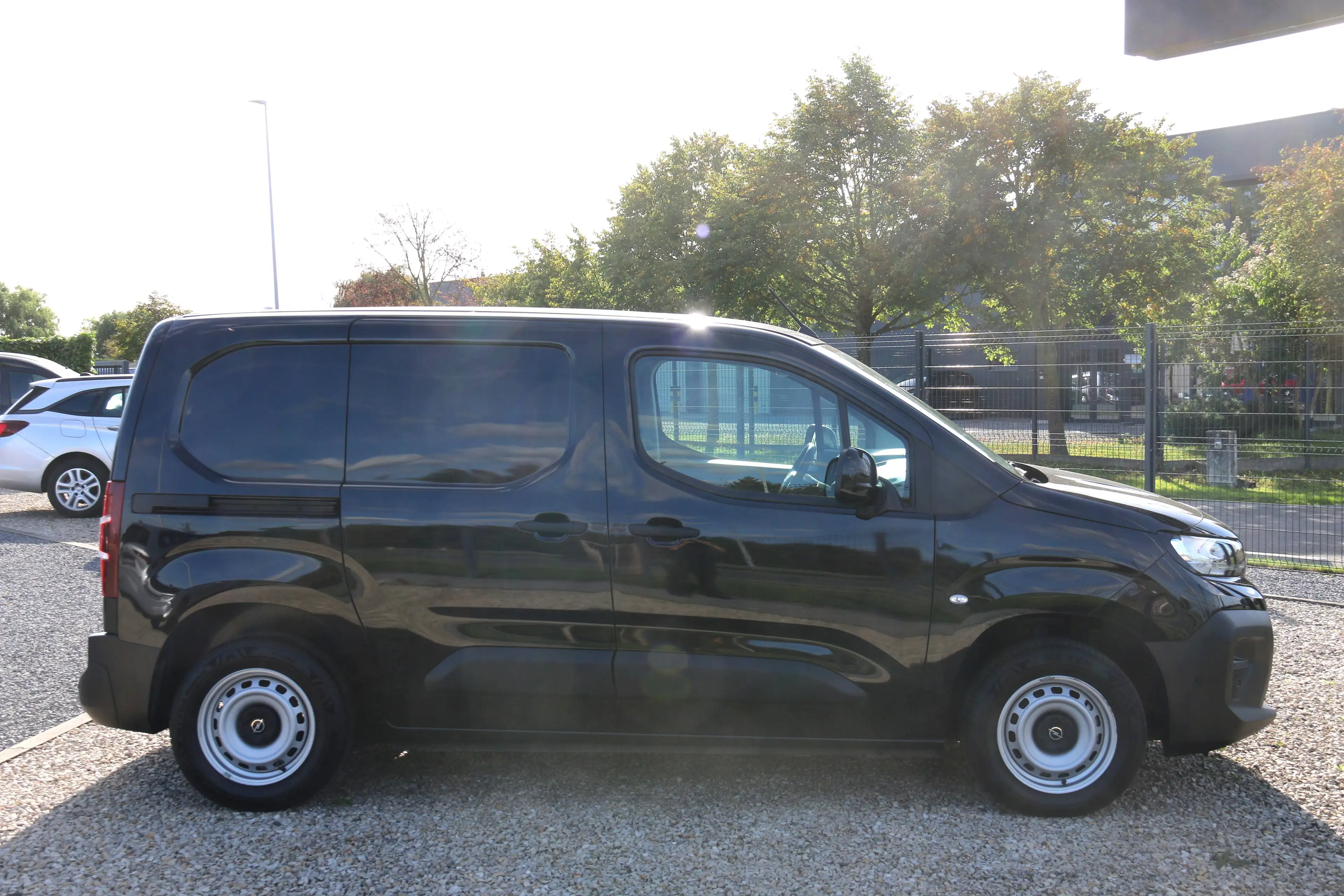 Opel Combo 1.5 TD BI L1H1 Light S/S (EU6.4) — photo 9