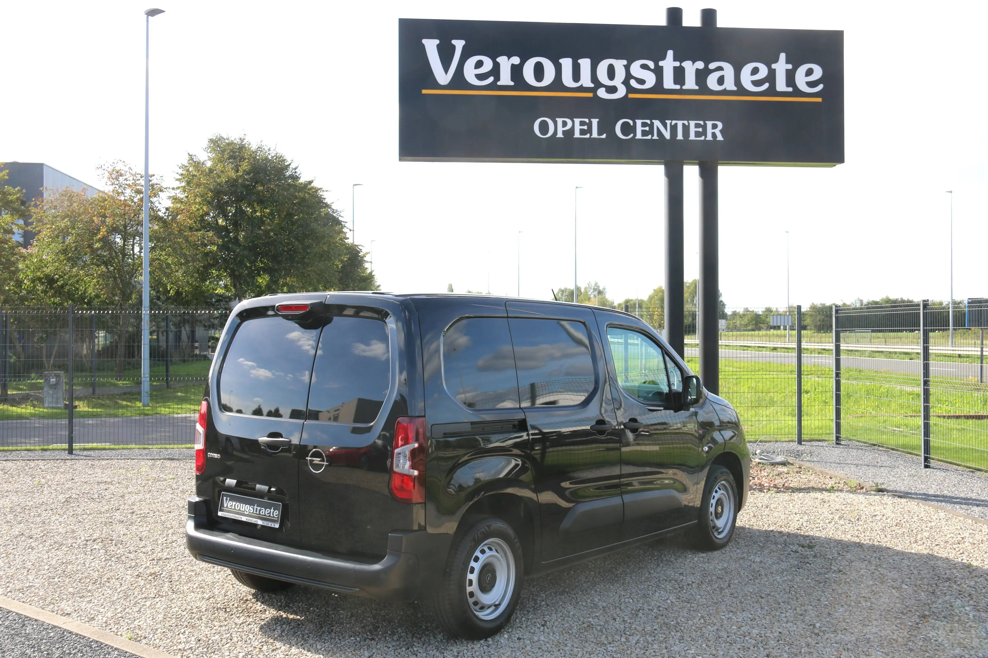 Opel Combo 1.5 TD BI L1H1 Light S/S (EU6.4) — photo 8