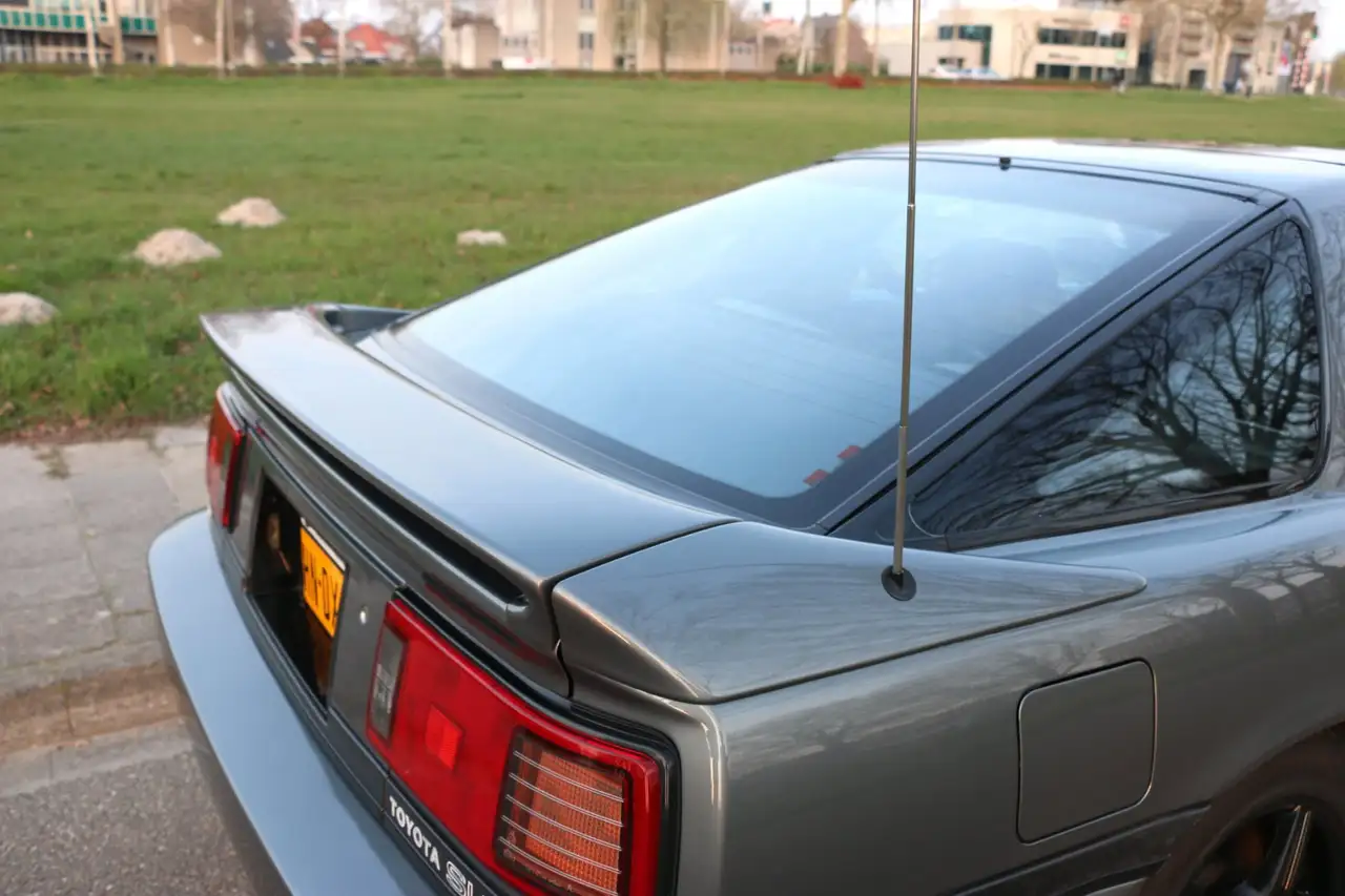 TOYOTA SUPRA MK3 3.0 TARGA 40206KM - SELLERIE CUIR