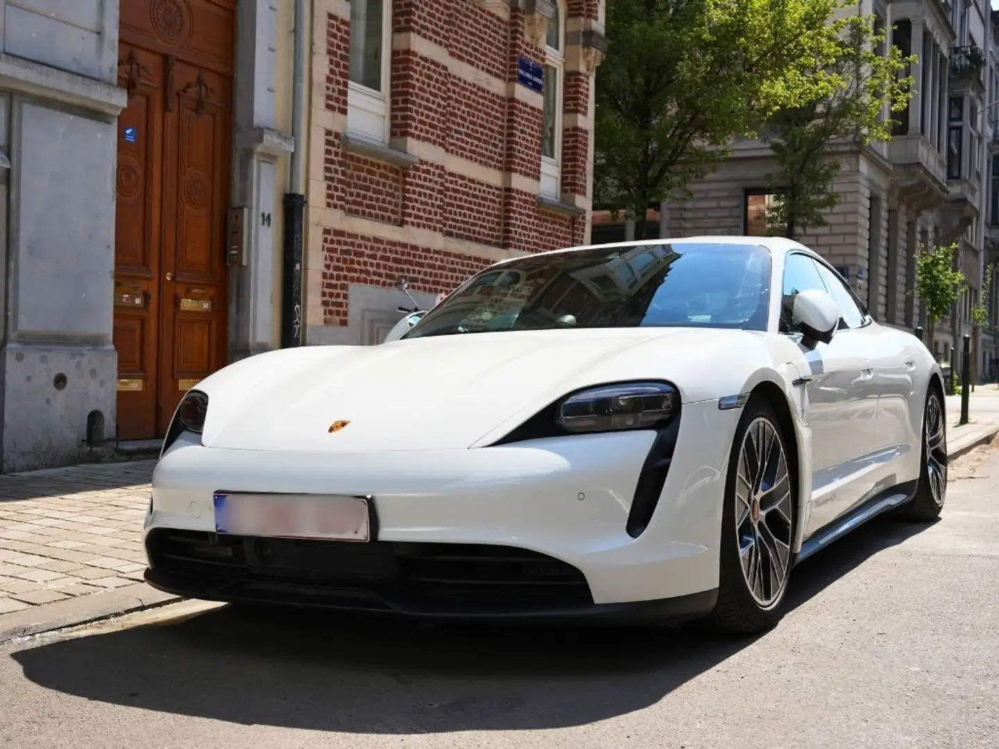 Porsche Taycan 93.4 kWh 4S - 1