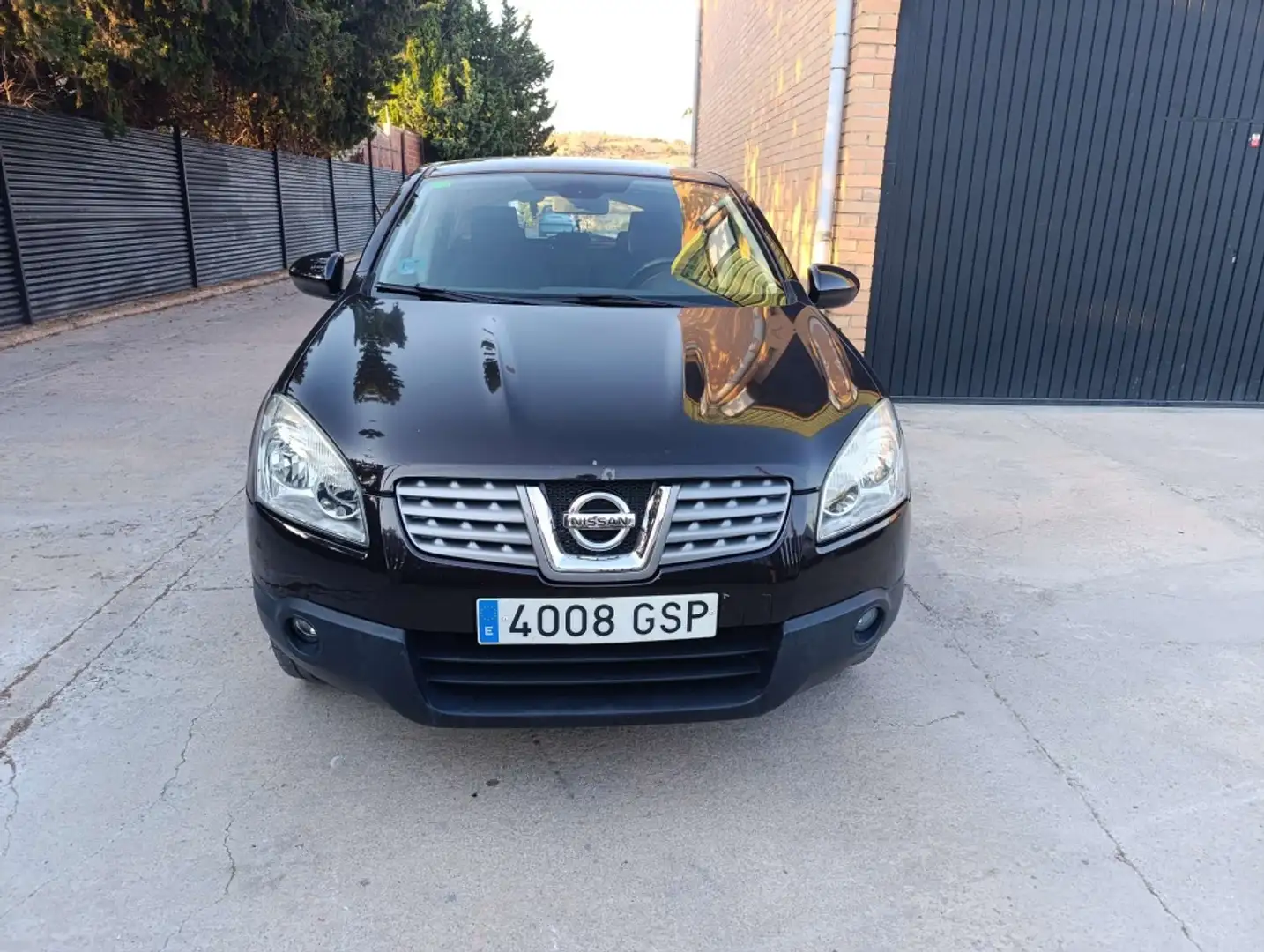 Nissan Qashqai Q+2 1.6 Tekna Sport 4x2 17´´ Paars - 1