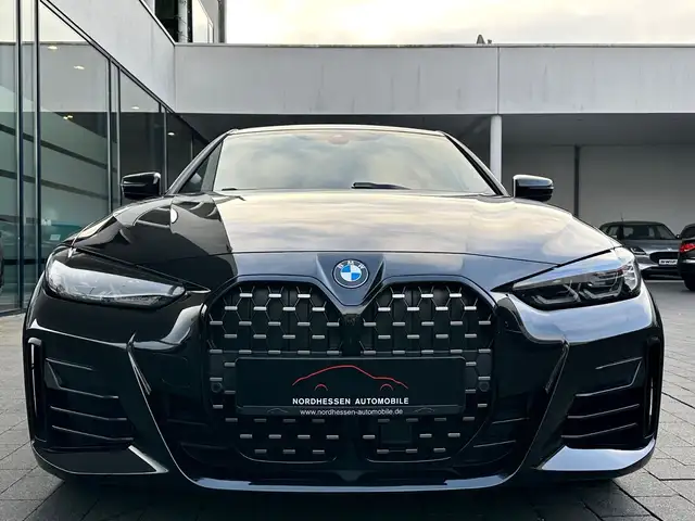 BMW 4 Series view 5