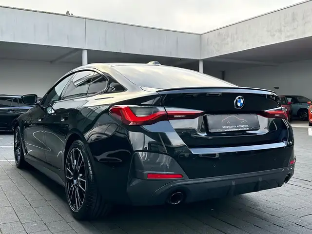 BMW 4 Series view 3