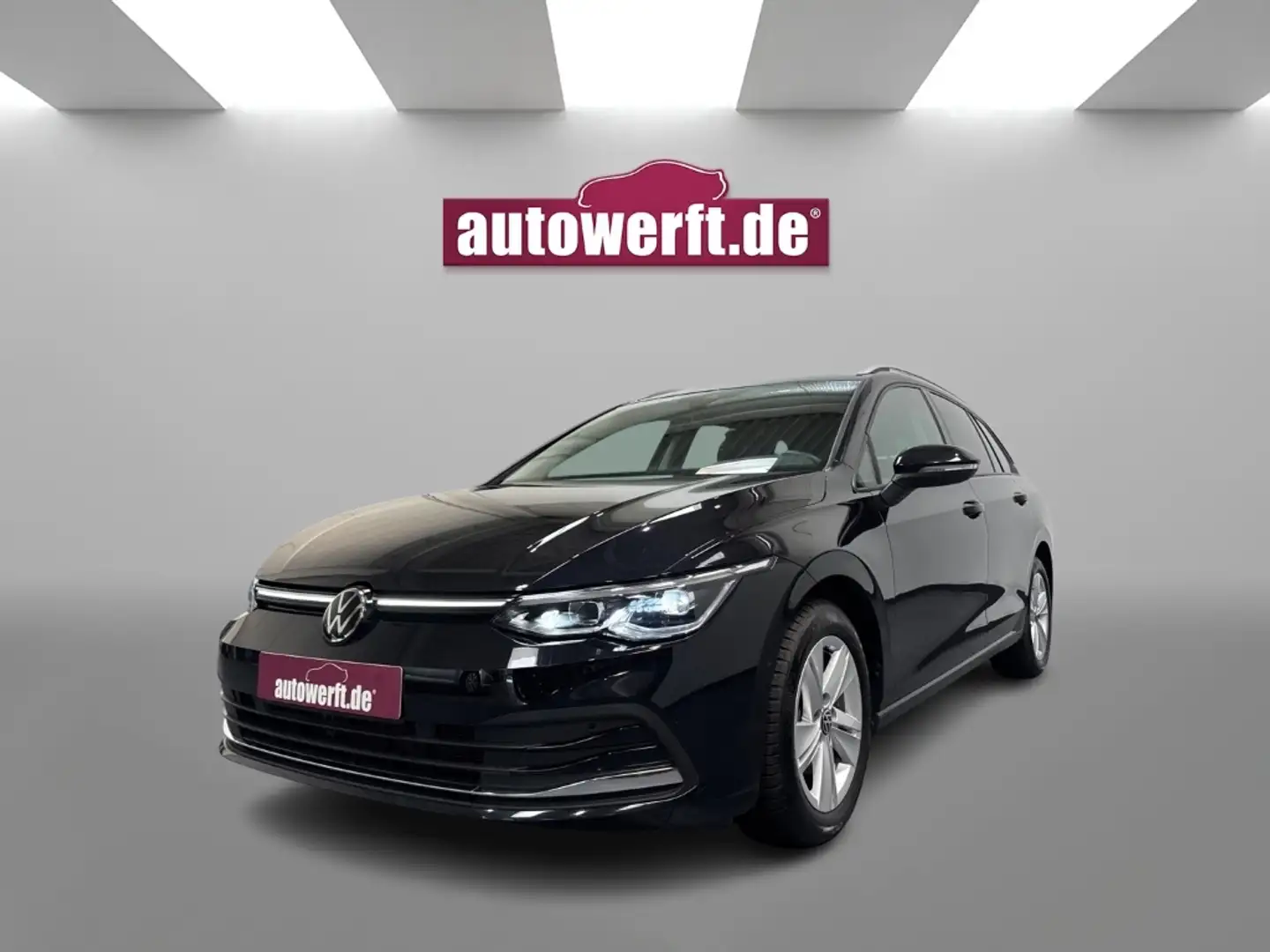 Volkswagen Golf Variant 8 1.5 TSI MOVE AHK LED+ IQ NAVI PLUS PAKET Schwarz - 1