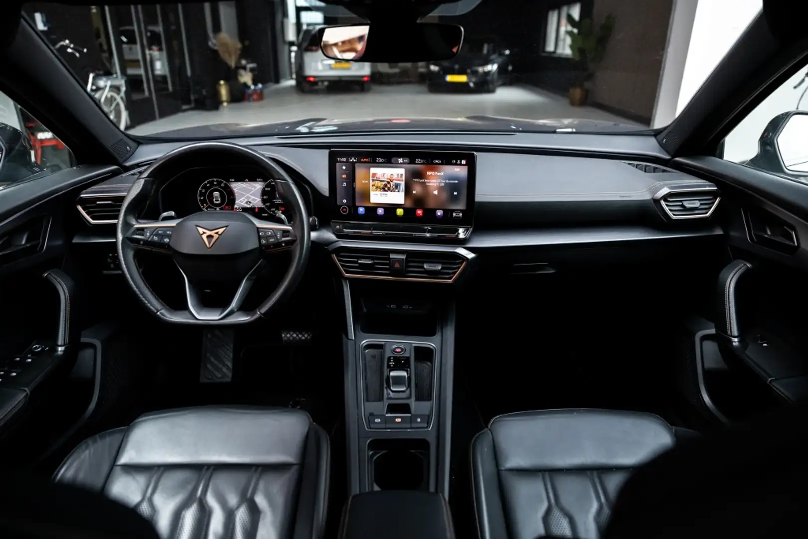 CUPRA Formentor 1.5 TSI | Beats | Leder | Pano | Sfeerverlichting Gris - 2