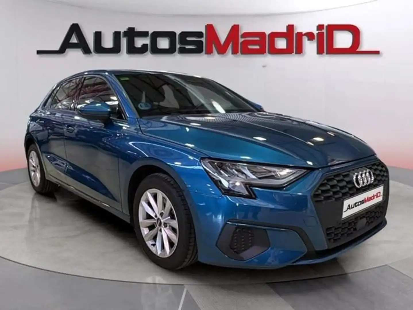 Audi A3 Sportback 30 TFSI 81kW (110CV) S tronic Azul - 1