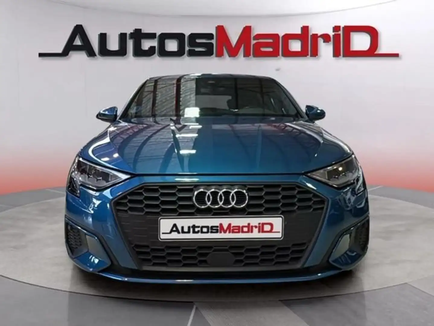 Audi A3 Sportback 30 TFSI 81kW (110CV) S tronic Azul - 2
