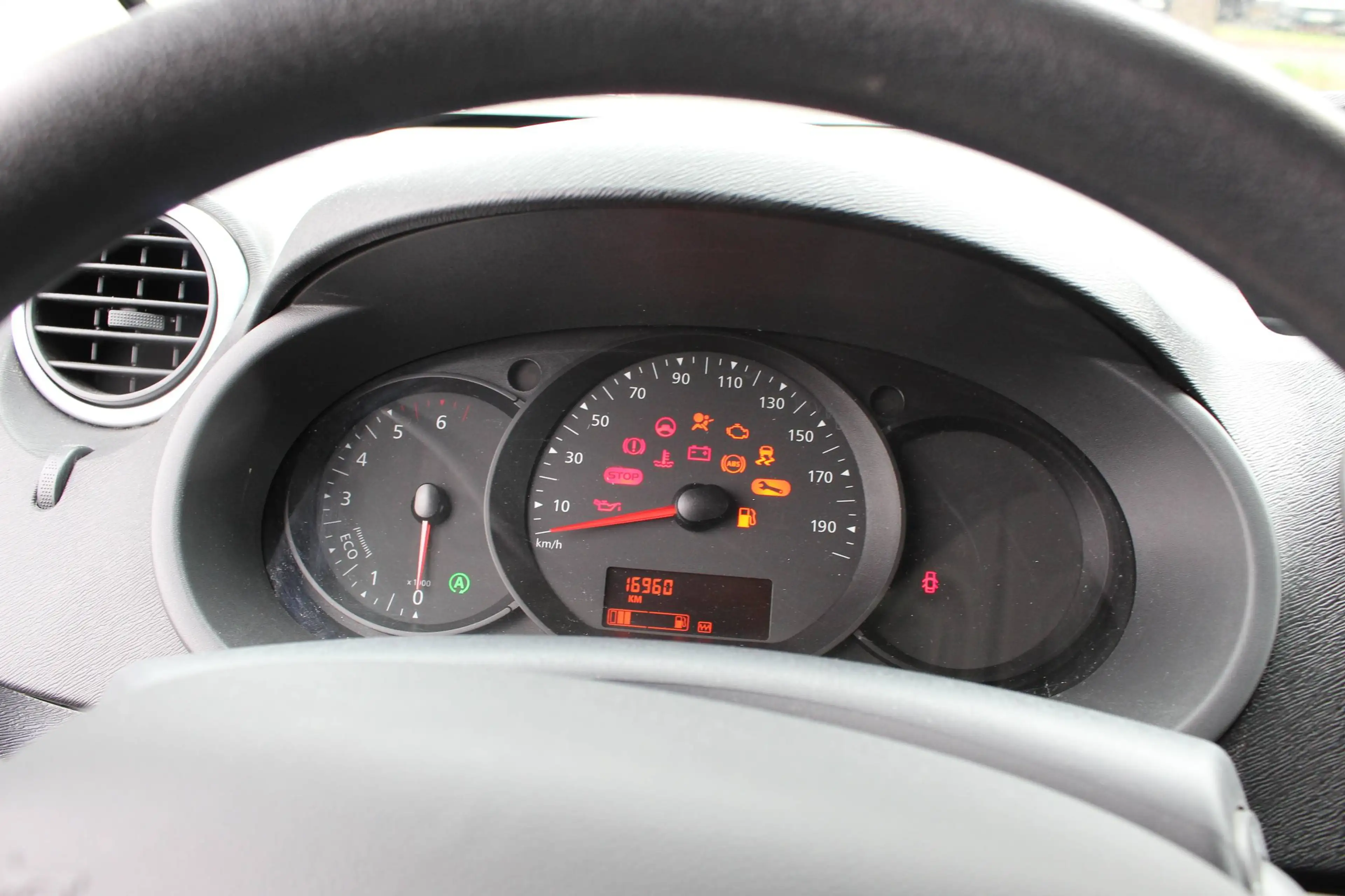 Renault Kangoo Rapid Extra, HU+AU+INSPEKTION NEU, Trennwand mit Fenster, Schiebetür rechts, Hecktüren — photo 15
