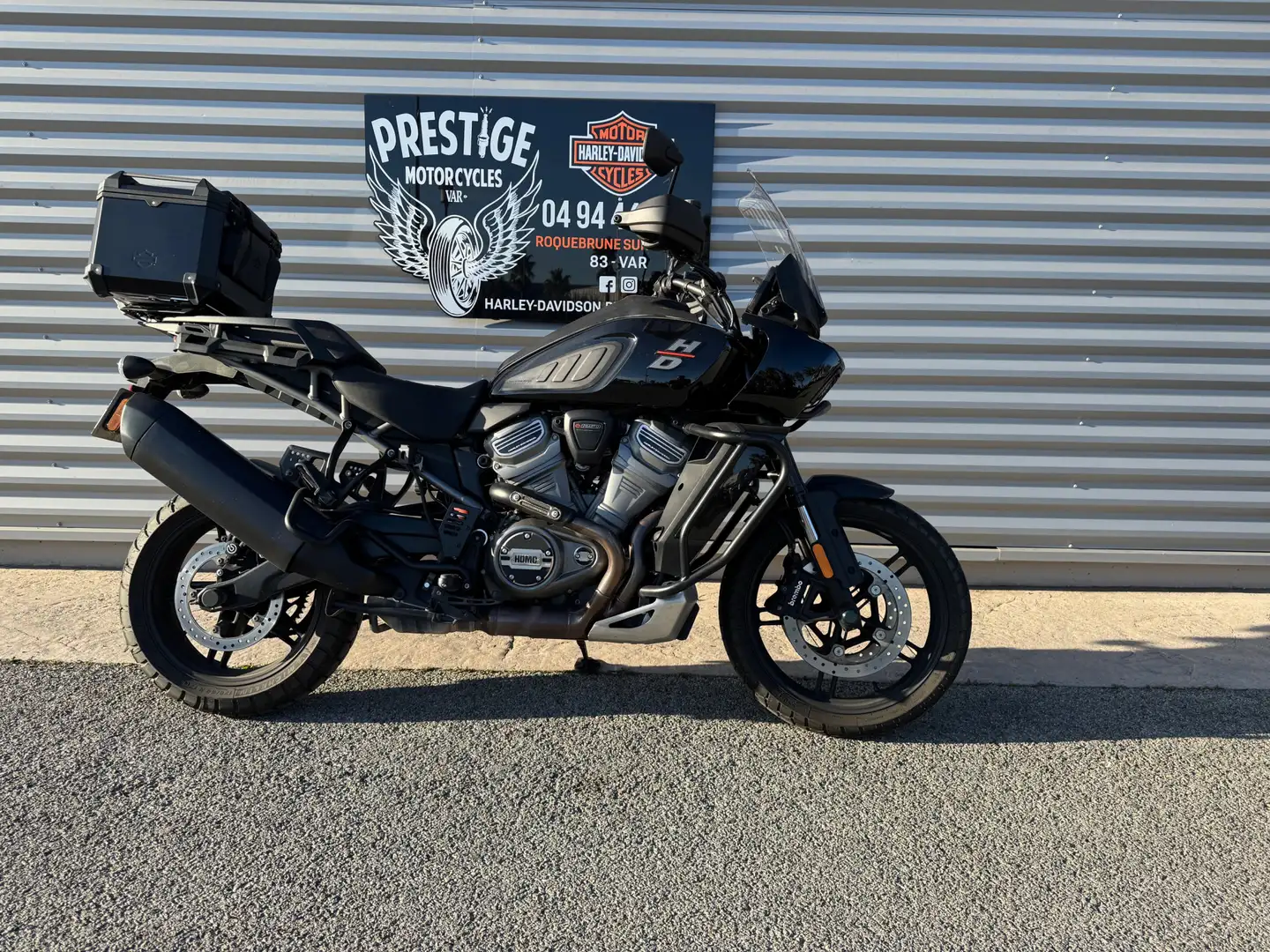 Harley-Davidson Pan America Noir - 1