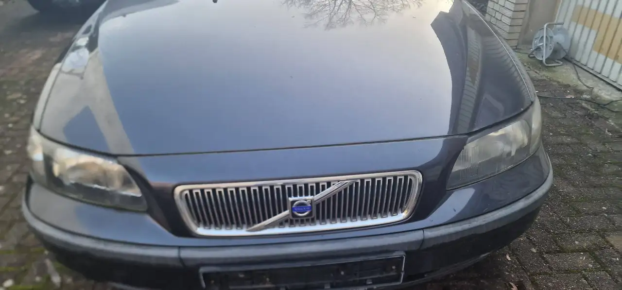 Volvo V70 2.4 Comfort, foto 3