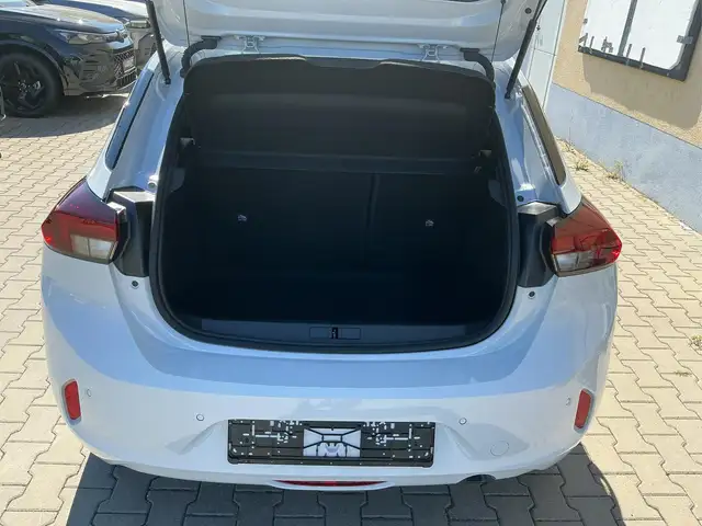 Opel Corsa view 6