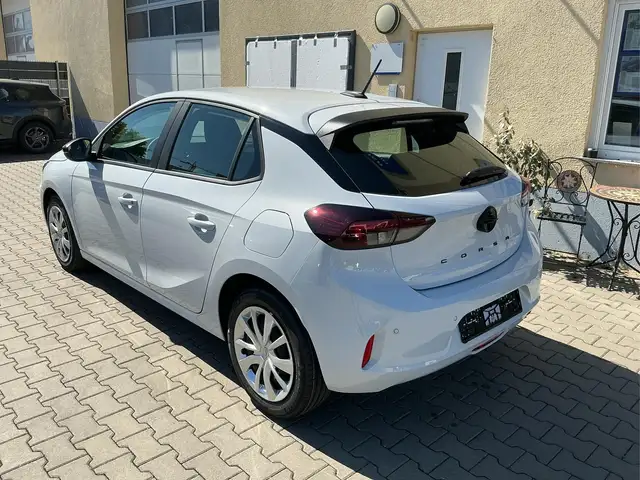 Opel Corsa view 4