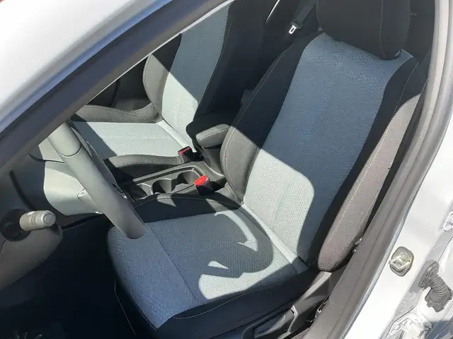 Opel Corsa view 11