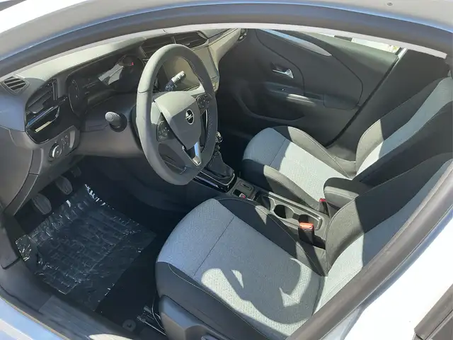 Opel Corsa view 10