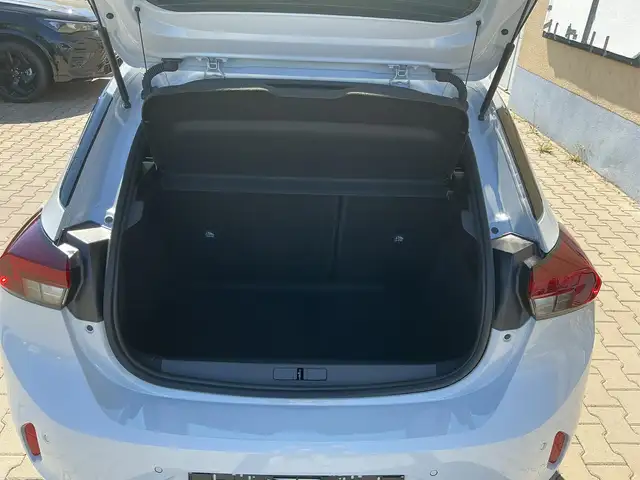 Opel Corsa view 7
