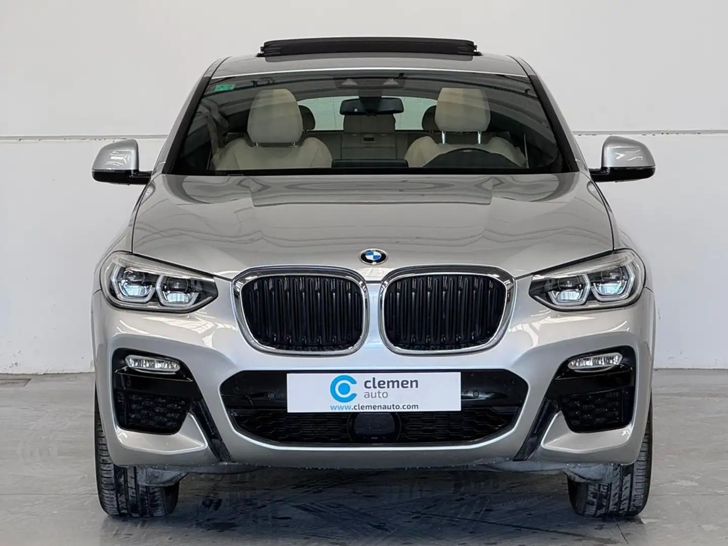 BMW X4 xDrive 30iA Grijs - 2