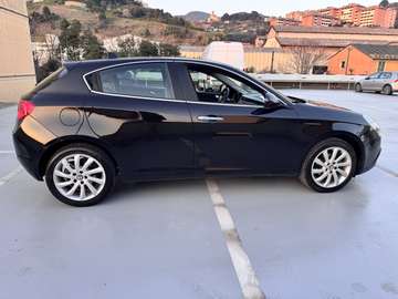 Giulietta III 2014 1.6 jtdm Exclusive E5