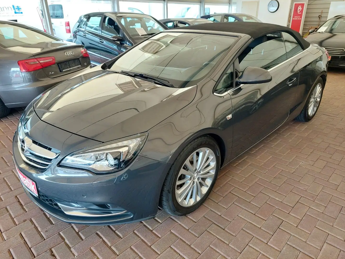 Opel Cascada Innovation Automatik el.Verdeck Grey - 1
