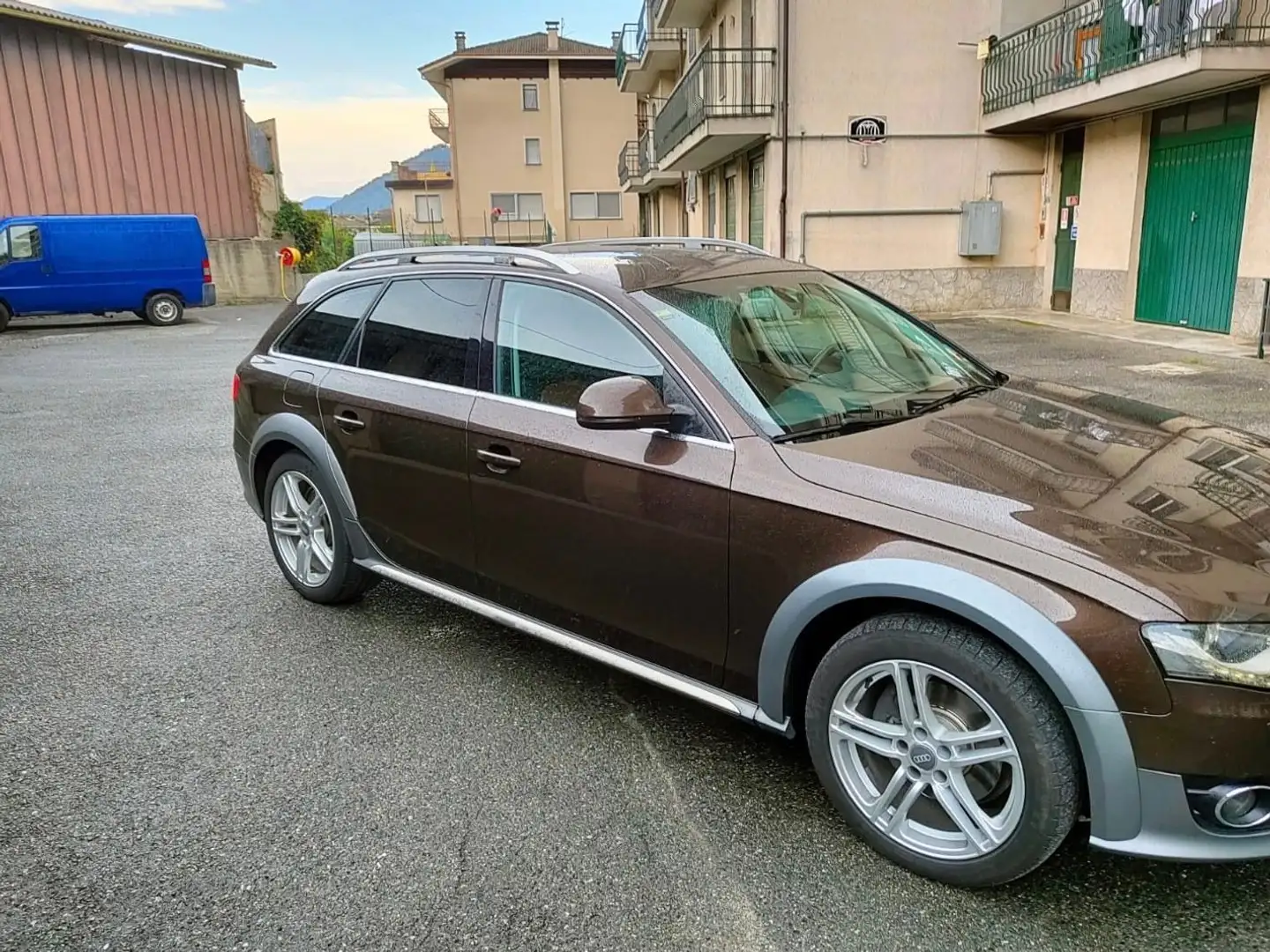 Audi A4 allroad - 1