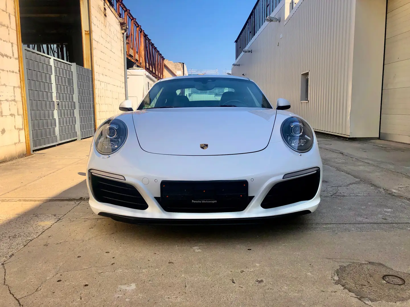 Porsche 991 Carrera, Liebhaberfahrzeug, sehr gepflegt Weiß - 2