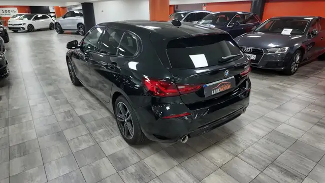 BMW 1 Series view 4