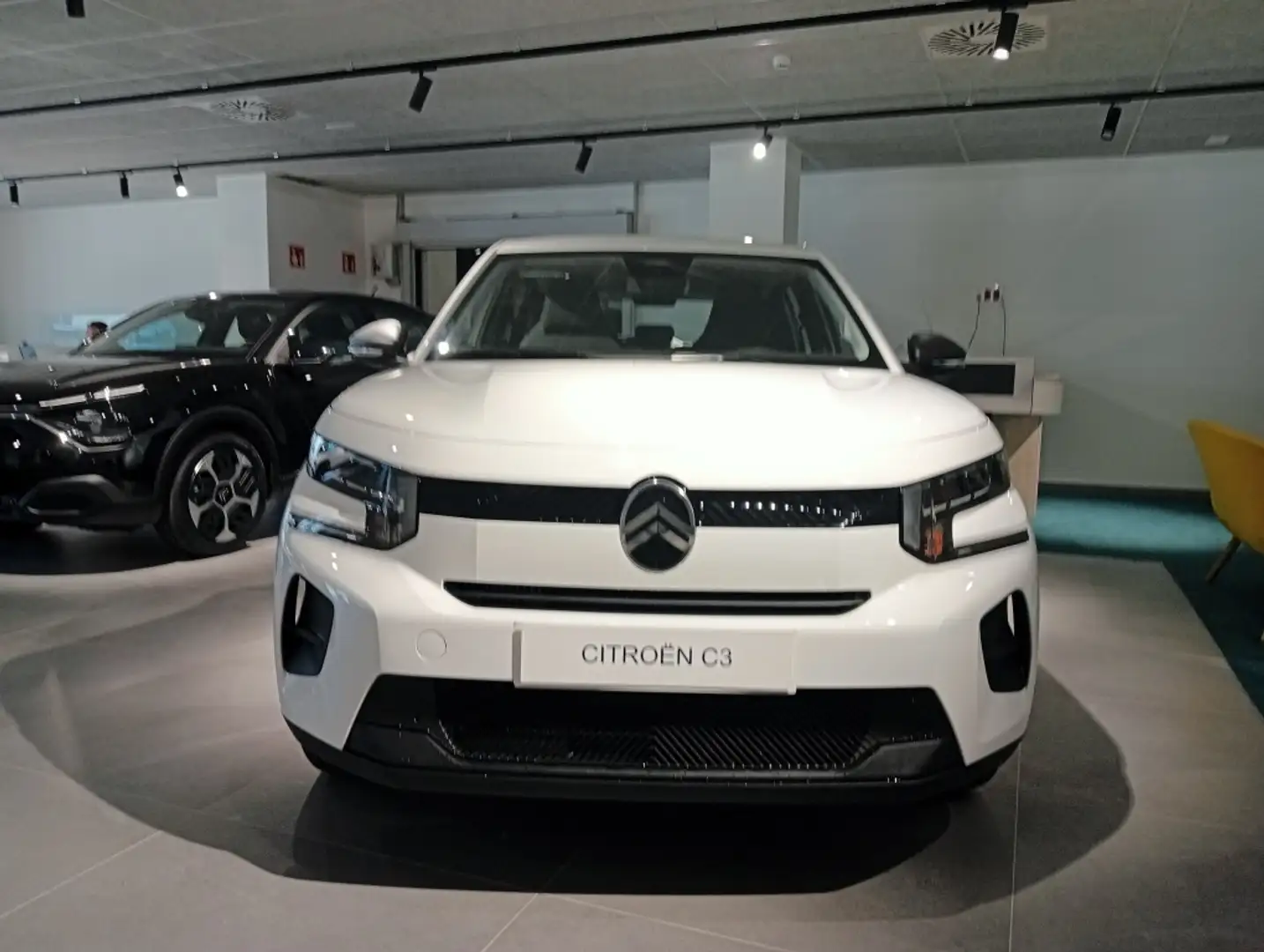 Citroen C3 1.2 Turbo S&S You 100 Gris - 2