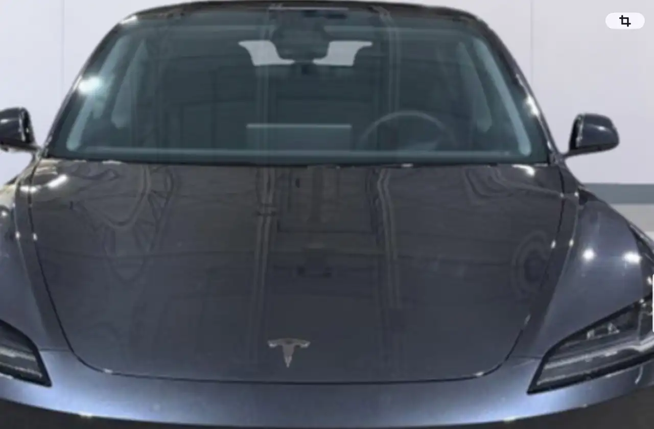 Tesla Model 3 photo Tesla Model 3