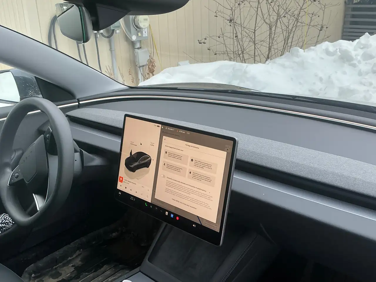 Tesla Model 3 photo Tesla Model 3
