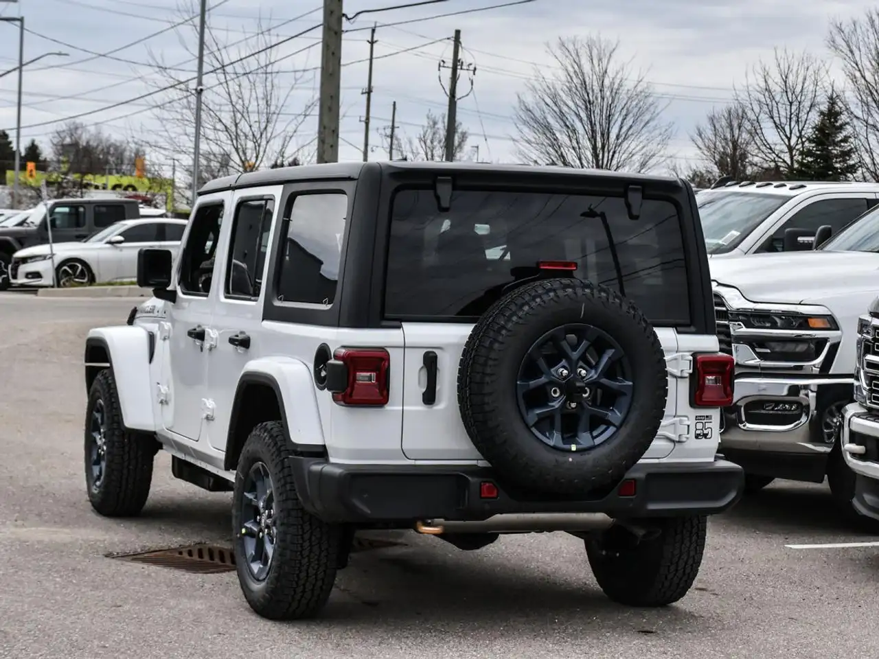 Jeep Wrangler снимка Jeep Wrangler