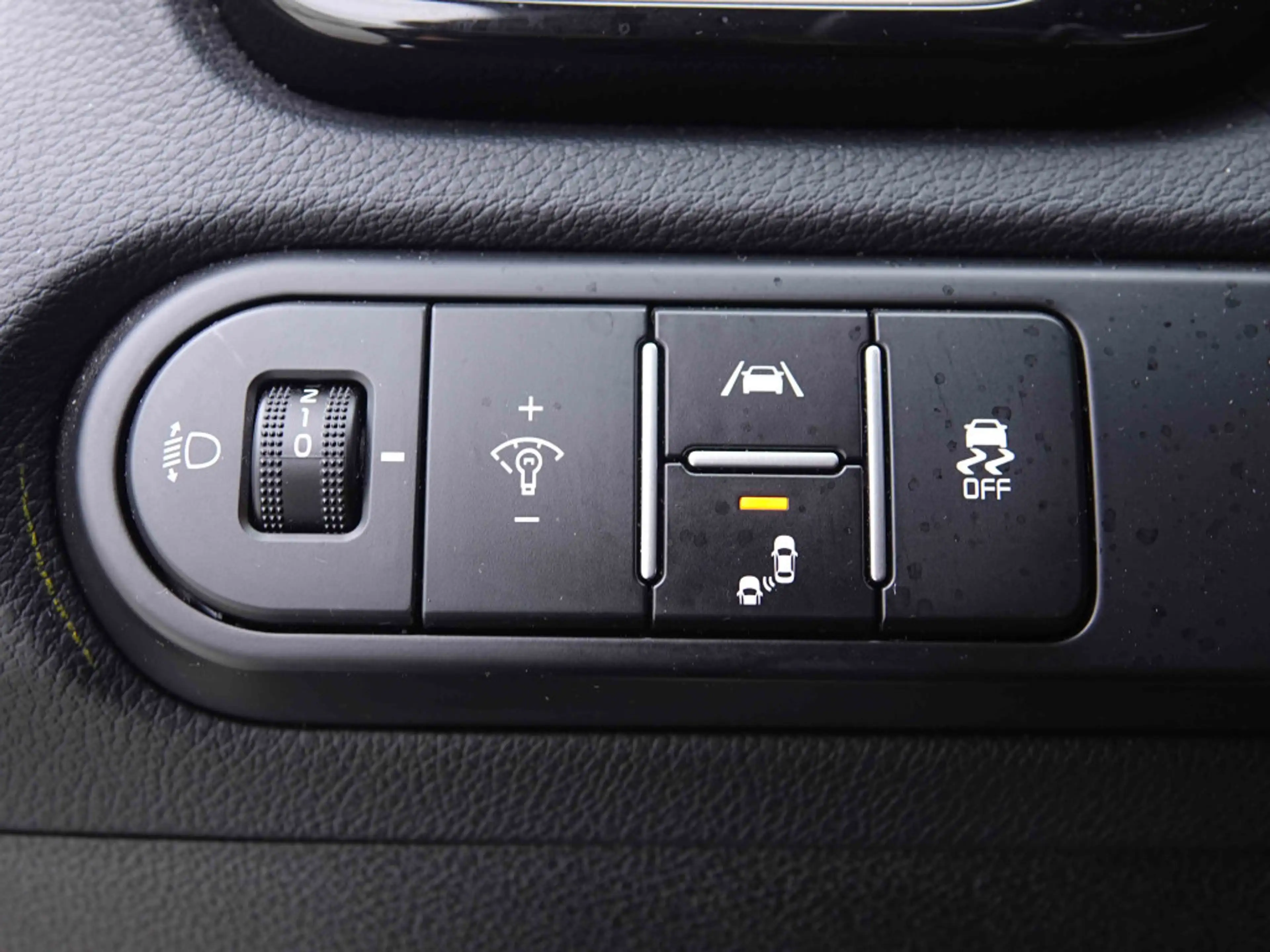 Kia Ceed / cee'd 1.5 T-GDi 160 AUT GT-Line | GPS | Leather | Heated/Ventilated Memory Seats | JBL — photo 9
