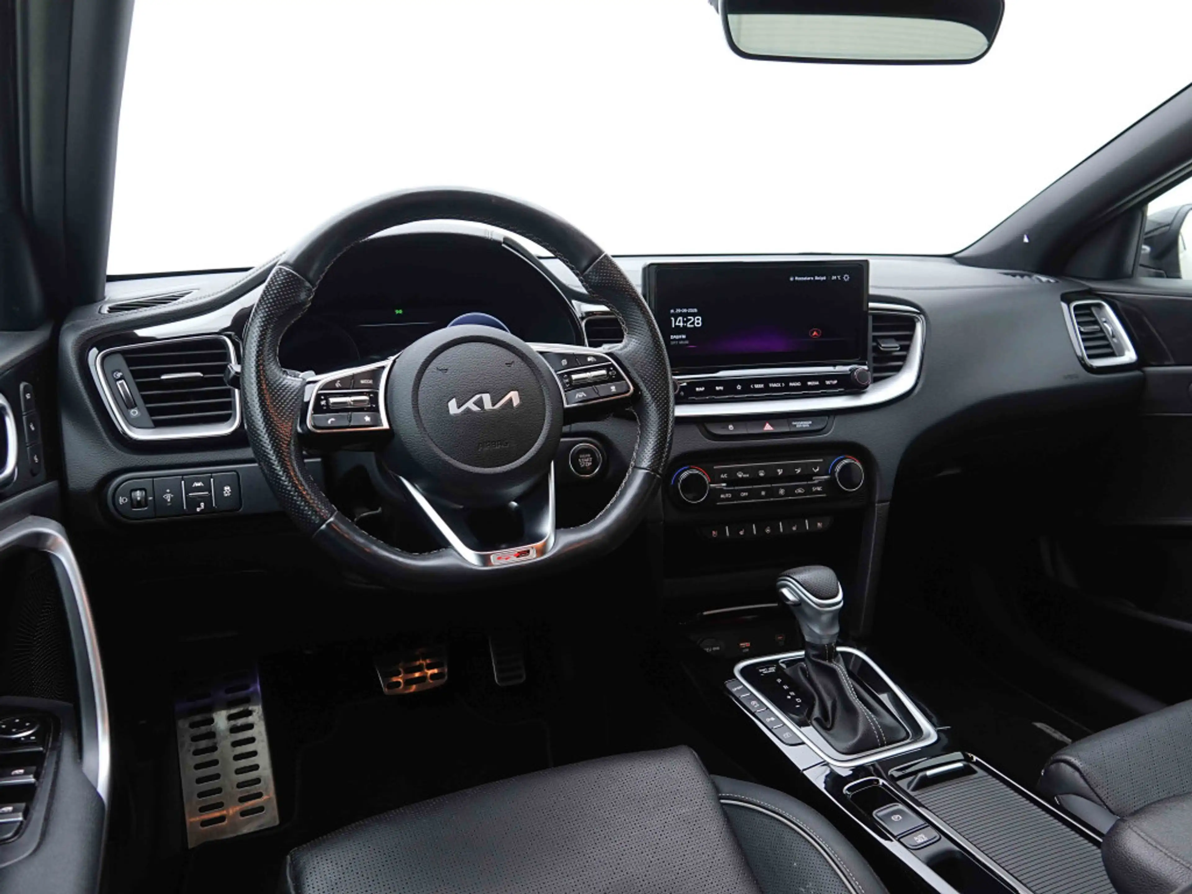 Kia Ceed / cee'd 1.5 T-GDi 160 AUT GT-Line | GPS | Leather | Heated/Ventilated Memory Seats | JBL — photo 8
