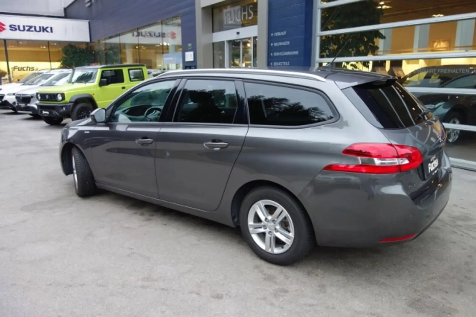 Peugeot 308 308SW Style PureTech 130 Grau - 2