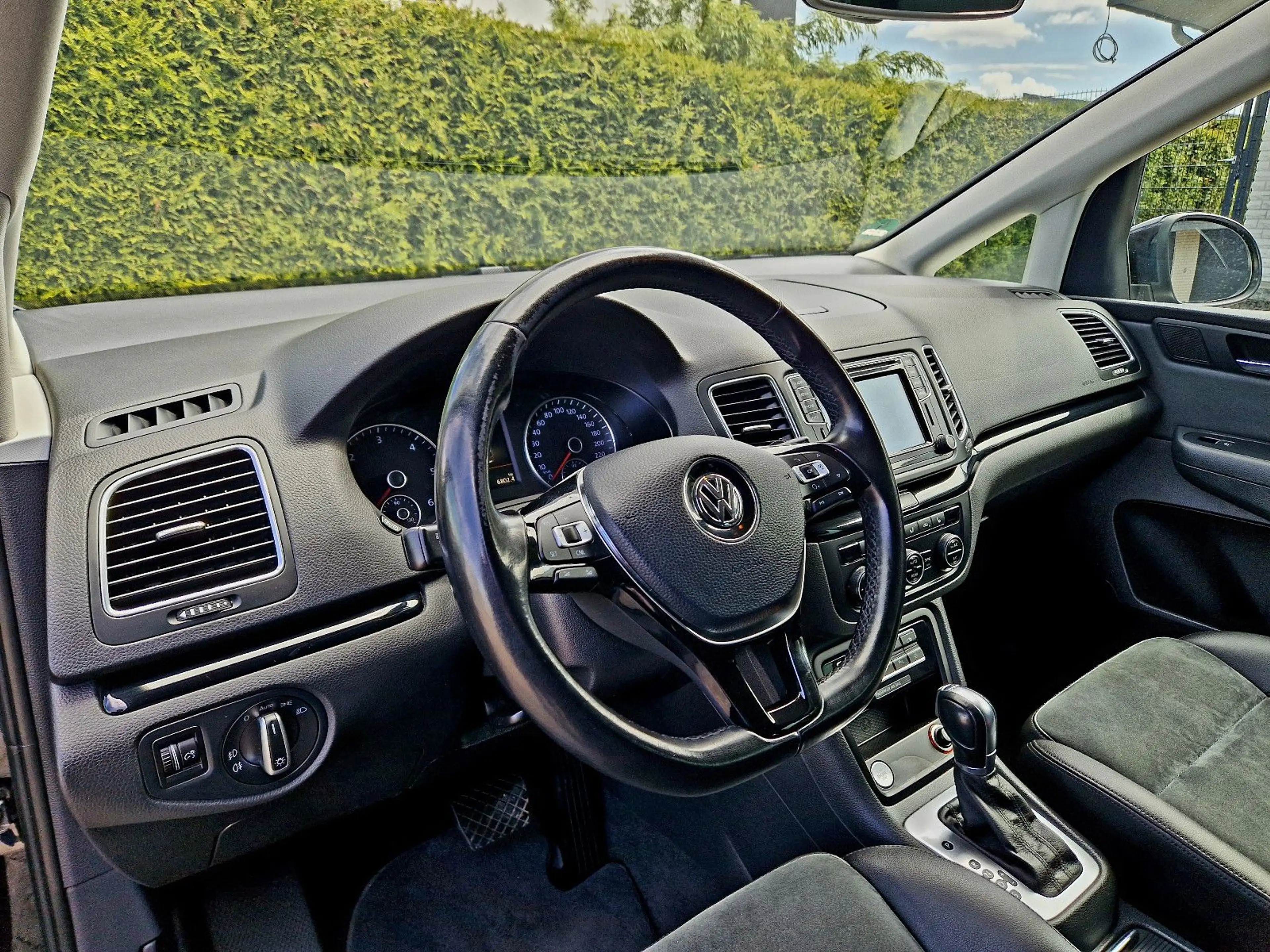 Volkswagen Sharan Highline (7-Sitzer, Automatik, 184 PS) — photo 12