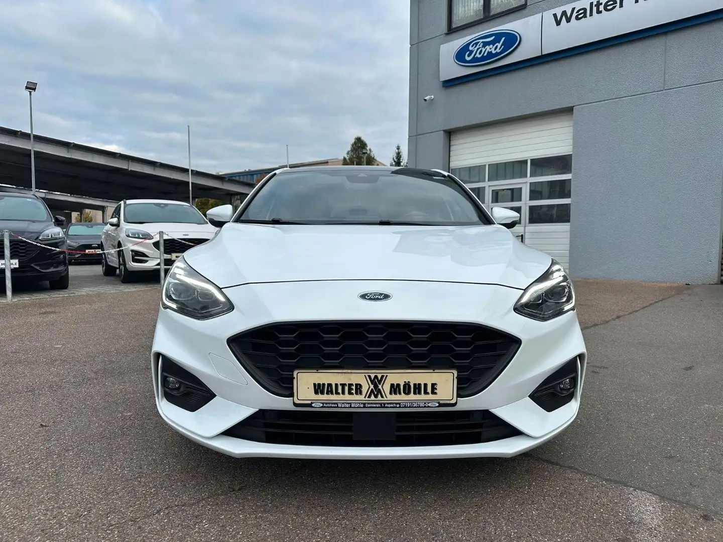 Ford Focus Lim. ST-Line *Pano* Weiß - 2