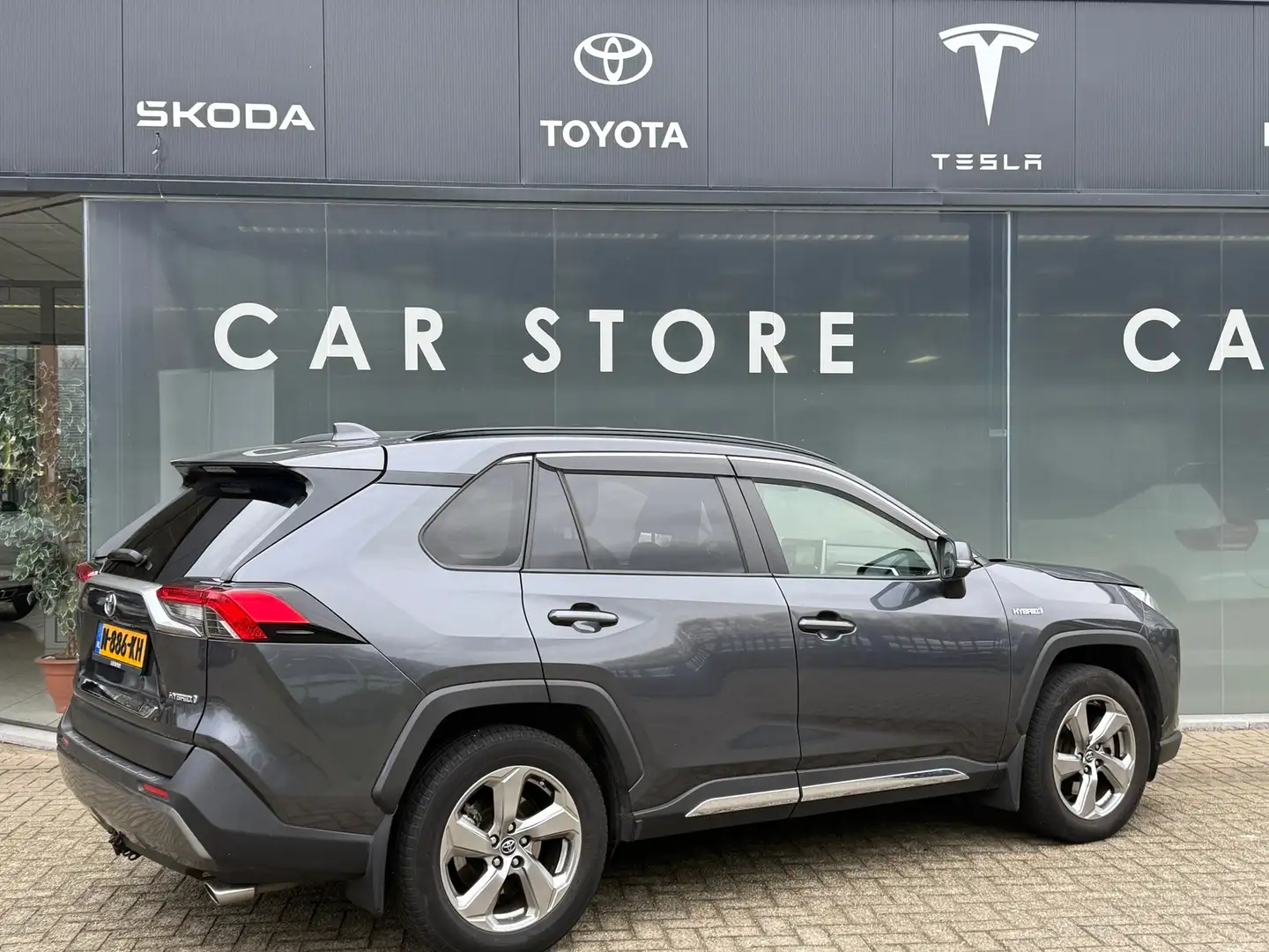 Toyota RAV 4 2.5 Hybrid AWD Alcantara|Navi|Camera|Carplay|Deale Grijs - 2
