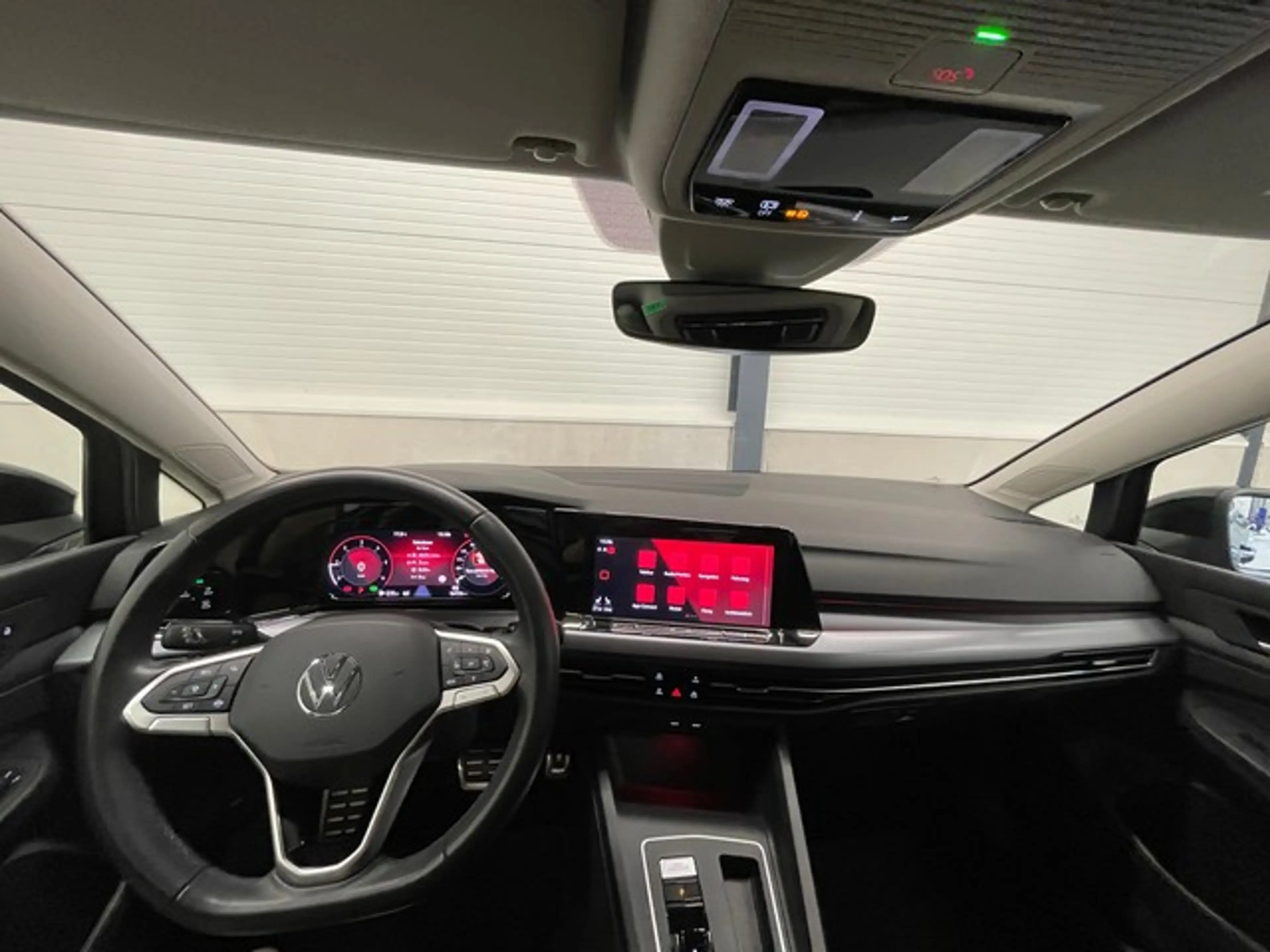 Volkswagen Golf VIII Variant 2.0 TDI Active — photo 12