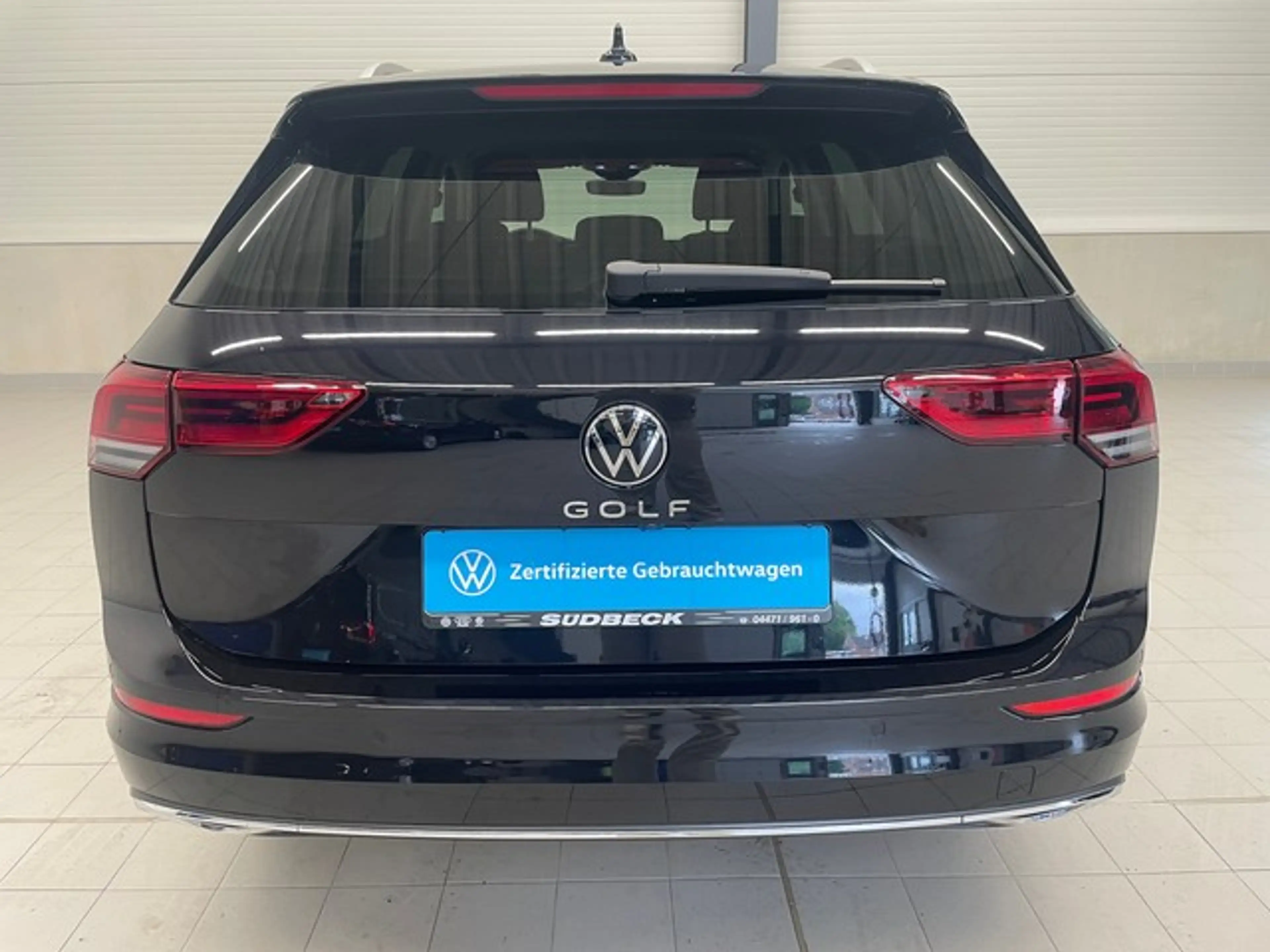 Volkswagen Golf VIII Variant 2.0 TDI Active — photo 6