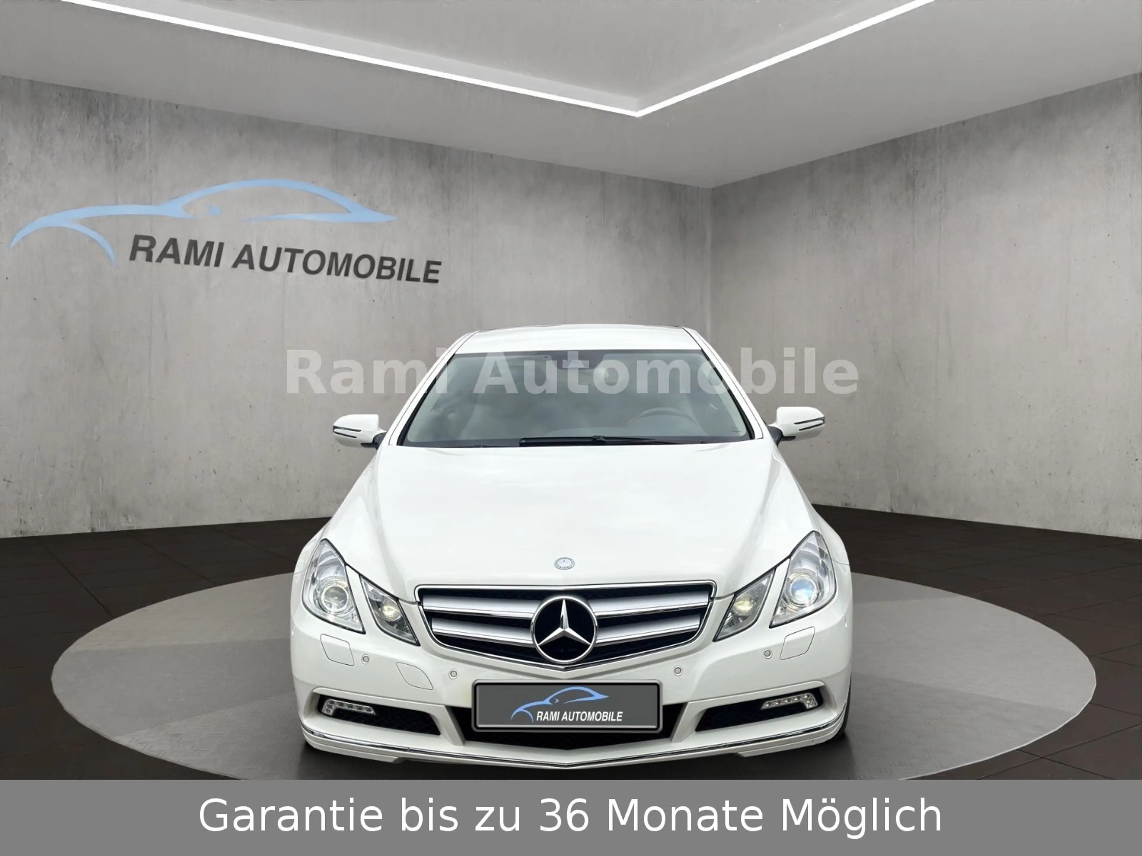 Mercedes-Benz E 350 Coupé E 350 CGI BlueEFFICIENCY AVANTG. — photo 2