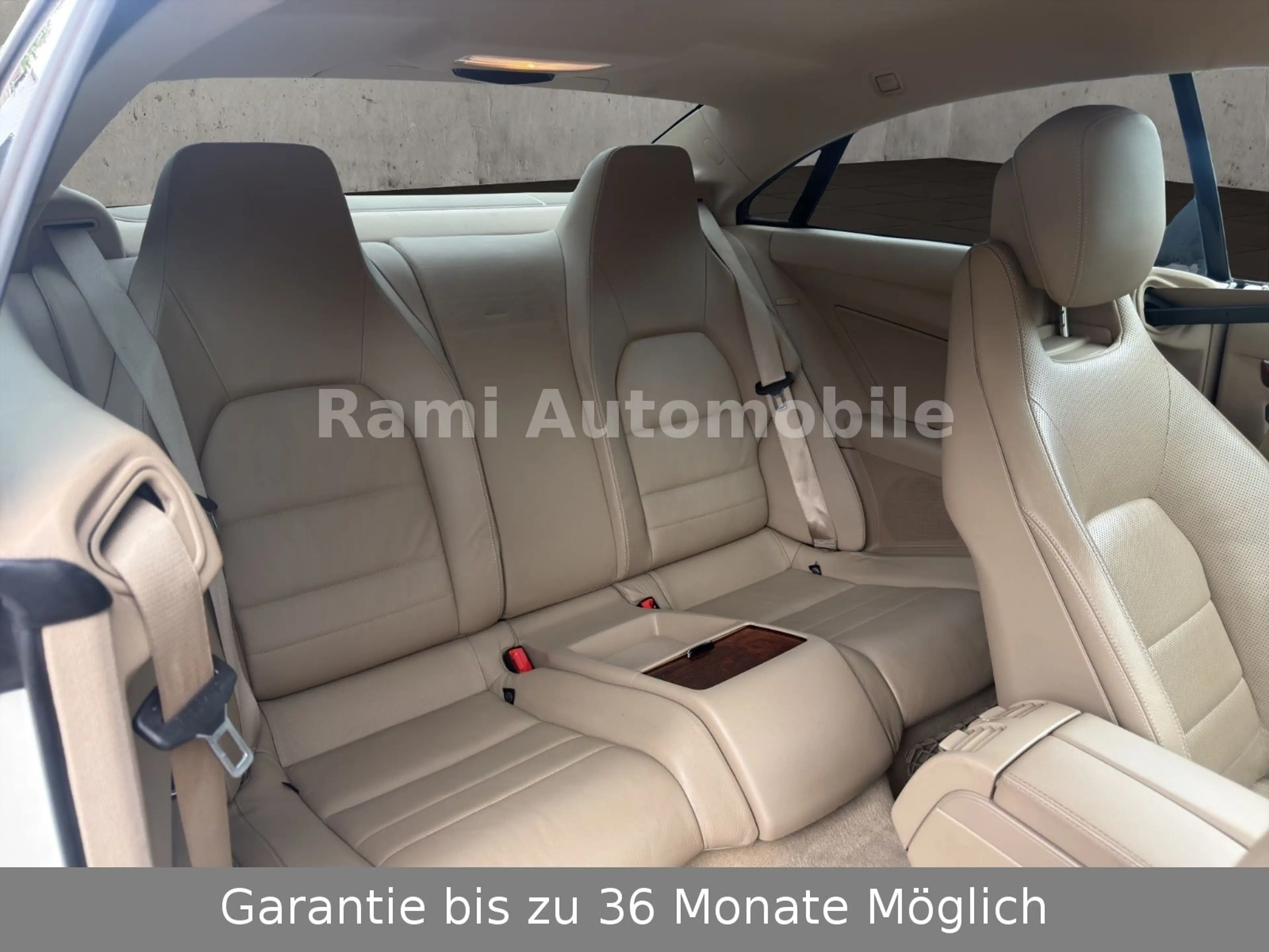 Mercedes-Benz E 350 Coupé E 350 CGI BlueEFFICIENCY AVANTG. — photo 11