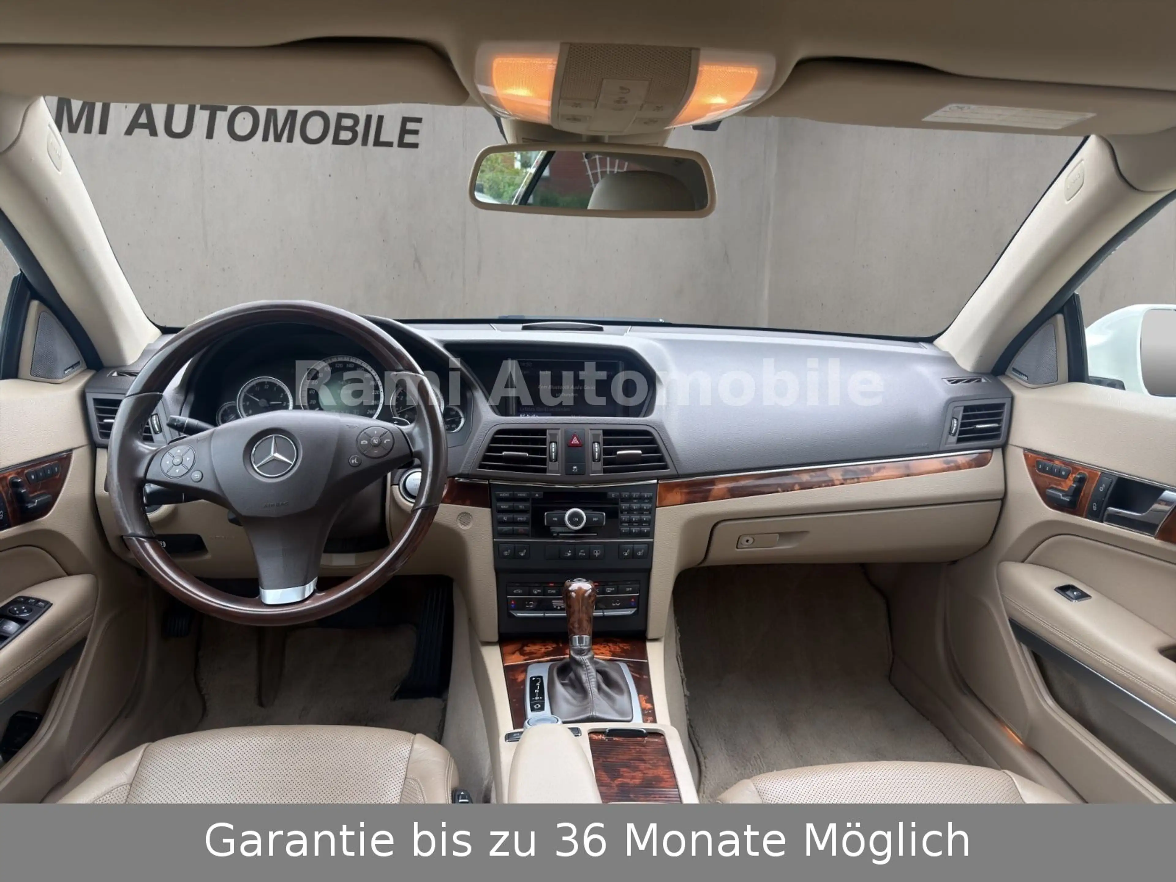 Mercedes-Benz E 350 Coupé E 350 CGI BlueEFFICIENCY AVANTG. — photo 12