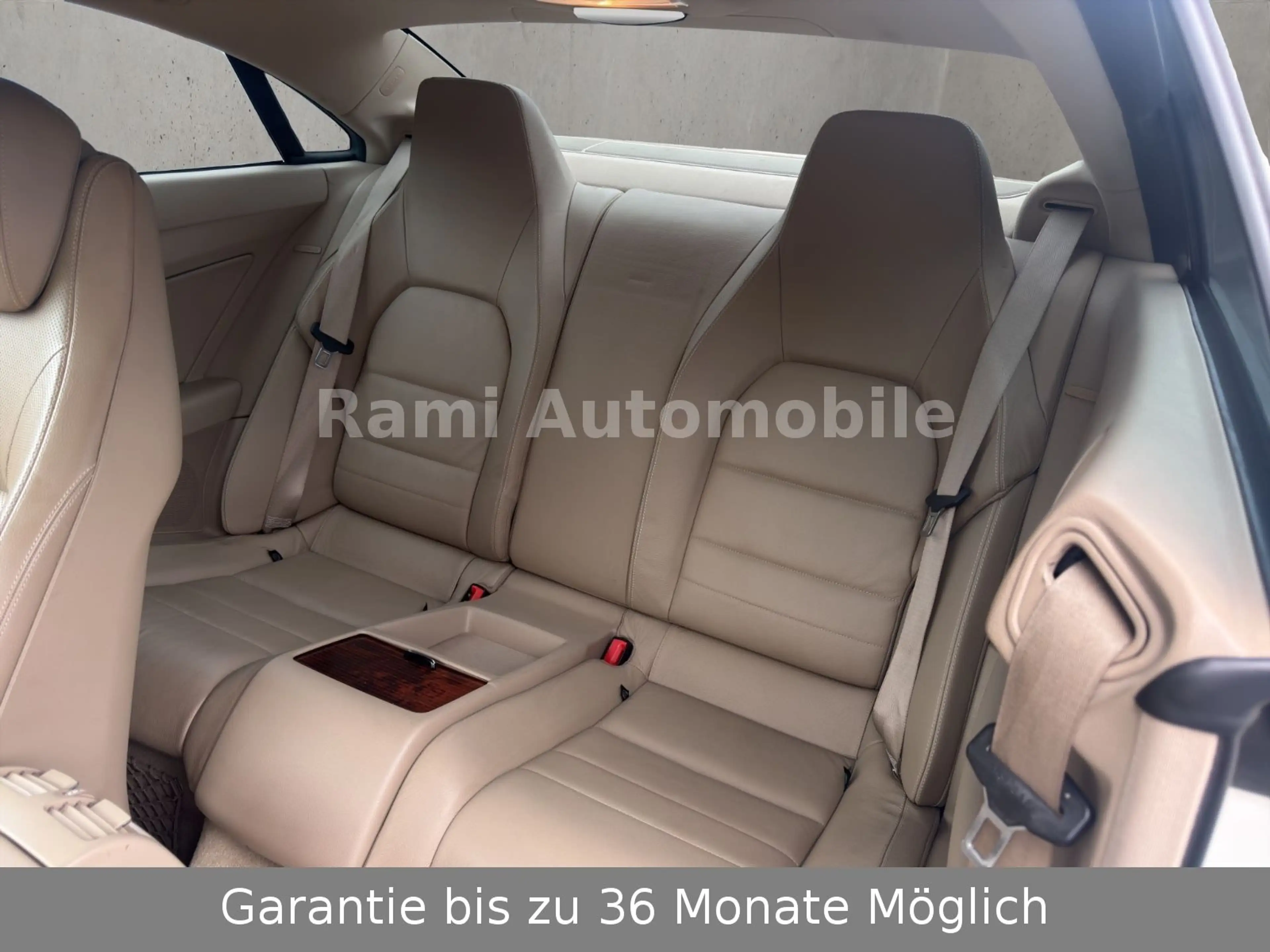Mercedes-Benz E 350 Coupé E 350 CGI BlueEFFICIENCY AVANTG. — photo 10