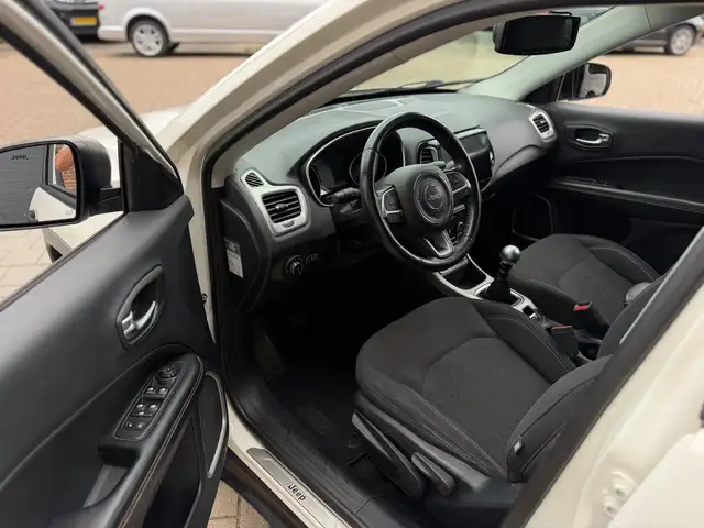 Jeep Compass view 2