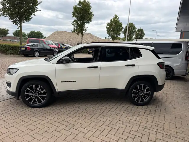 Jeep Compass view 13